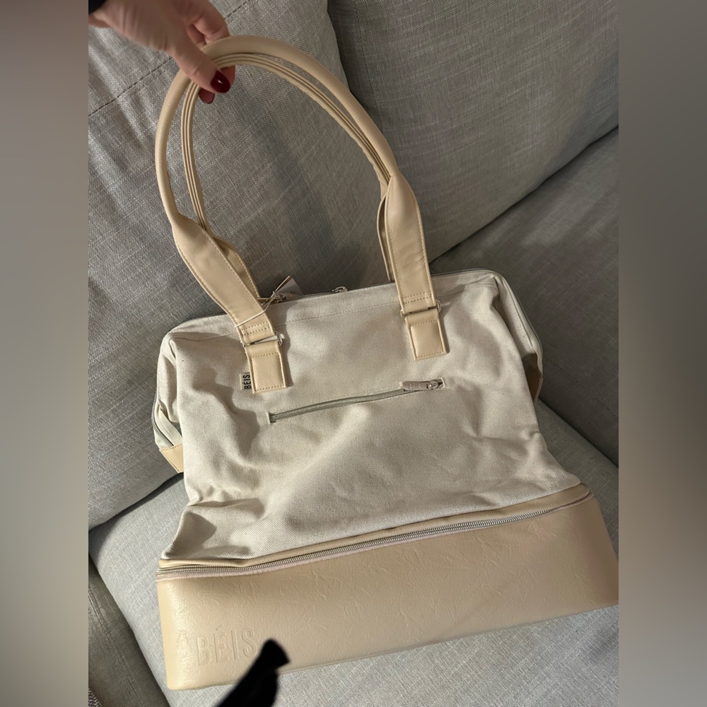 BEIS Cream and Tan Travel Bag